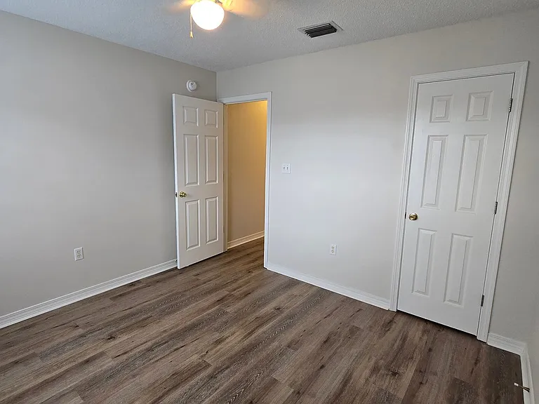 396 Brown Pl — Photo 18