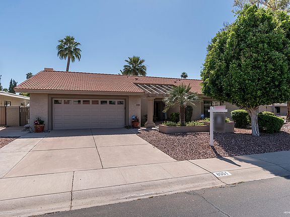2nd image of 8551 N Timberlane Dr