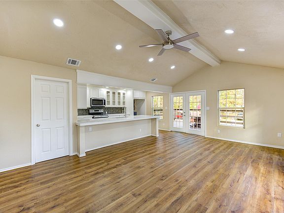 3rd image of 235 Michelle Ln