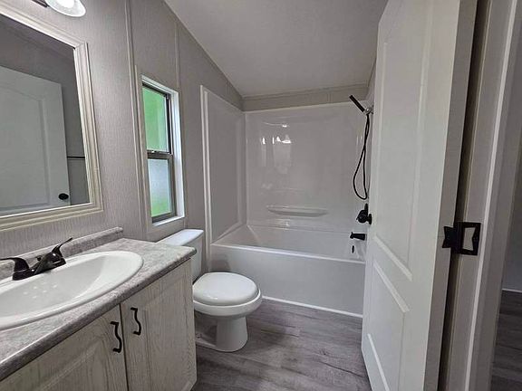 5th image of 200 Whittington Dr #31