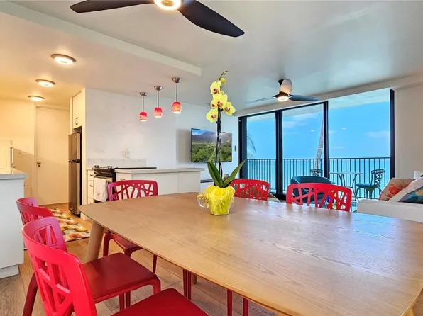 2987 Kalakaua Ave APT 305, Honolulu, HI 96815