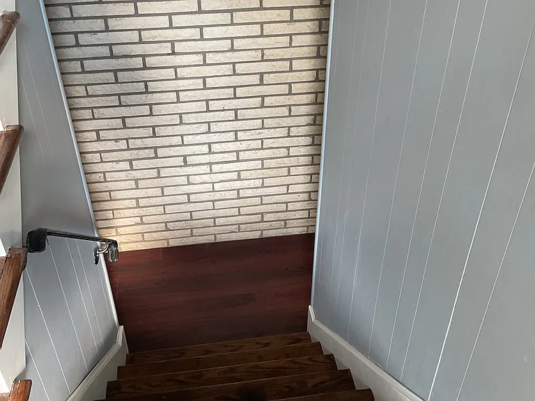 442 Surrey Ln — Photo 23