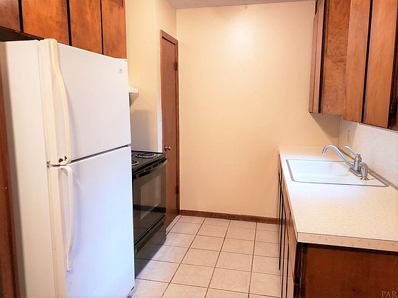 4th image of 115 W Hope Dr APT C