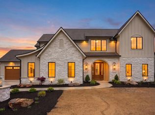 8710 Artemis Ln, Fort Wayne, IN 46825