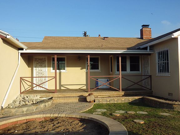 2nd image of 10652 S Manhattan Pl
