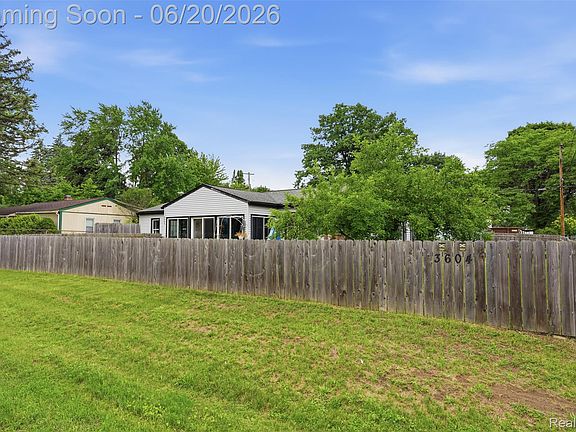 3rd image of 3604 Minton Rd