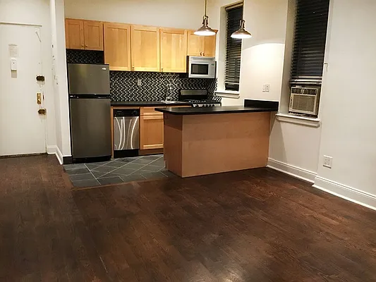 Rented by NextStopNY | media 3