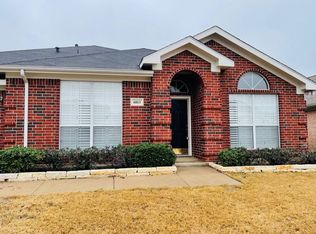 6813 Beverly Glen Dr, Fort Worth, TX 76132