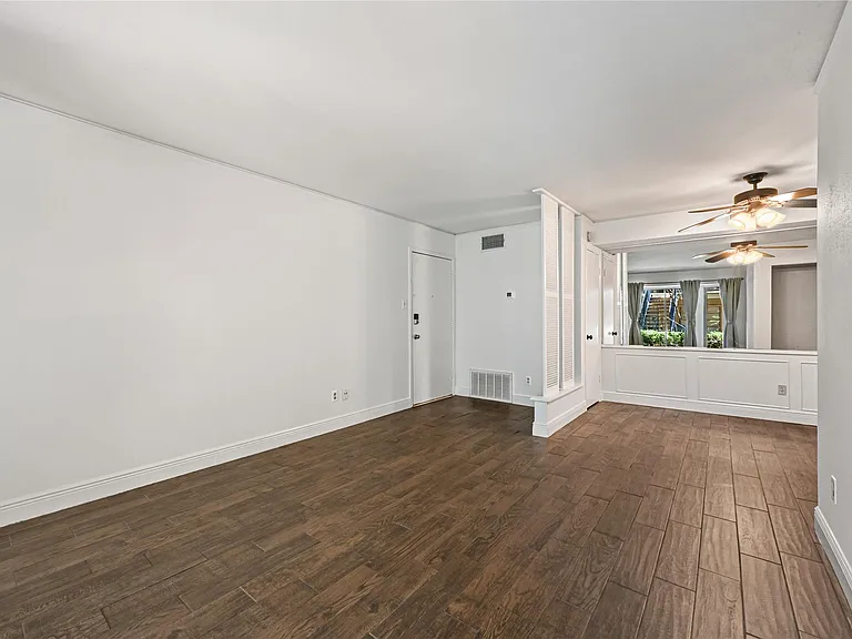 800 Post Oak Blvd #73 — Photo 3
