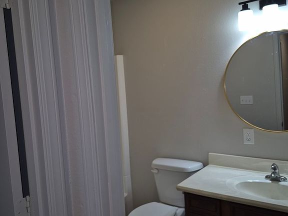3rd image of 6701 Dallas St #6