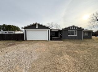 1370 Keefer Rd, Pottsboro, TX 75076