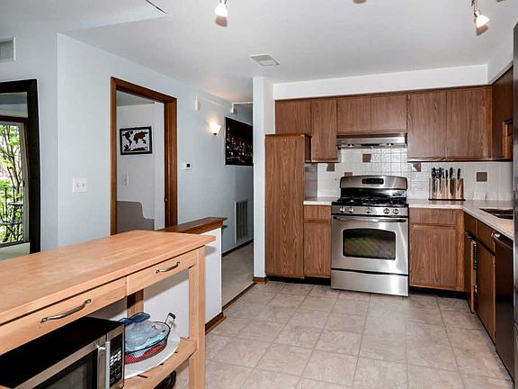 2nd image of 225 E Wing St APT 501
