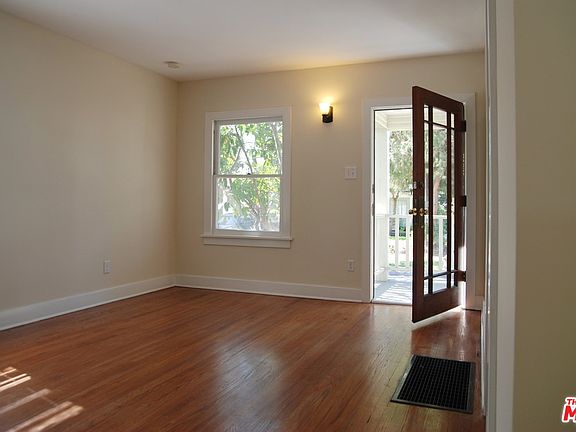 5th image of 1542 N Avenue 47