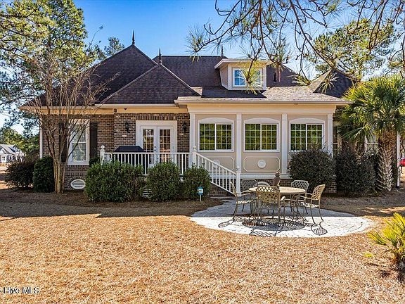 5th image of 7403 Haddington Place SW