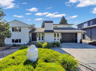 330 Leroy St, Coquitlam, BC V3K5K6