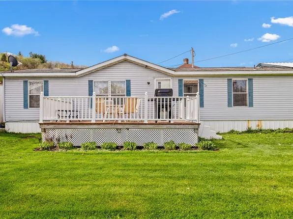 146 Middle St, Jenners, PA 15546