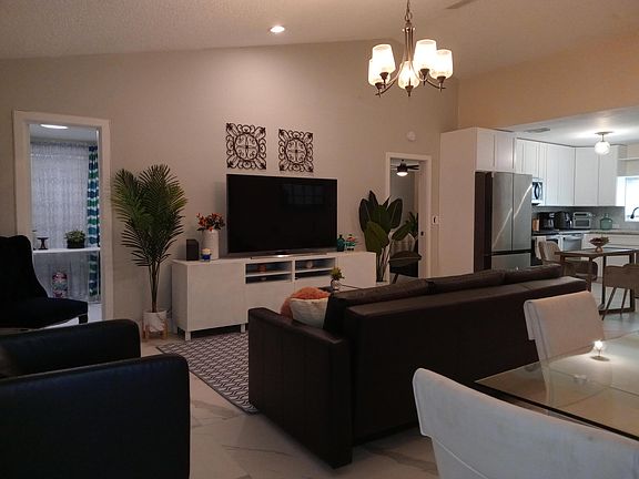 5th image of 2624 NW 34 Avenue