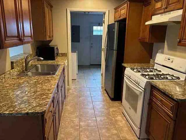 2642 Depew Dr — Photo 12