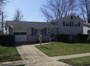 2201 Balmoral Rd, Columbus, OH 43229