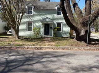 100 S Woodlawn Ave, Greenville, NC 27858