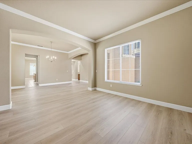 4319 Cadee Ct — Photo 8