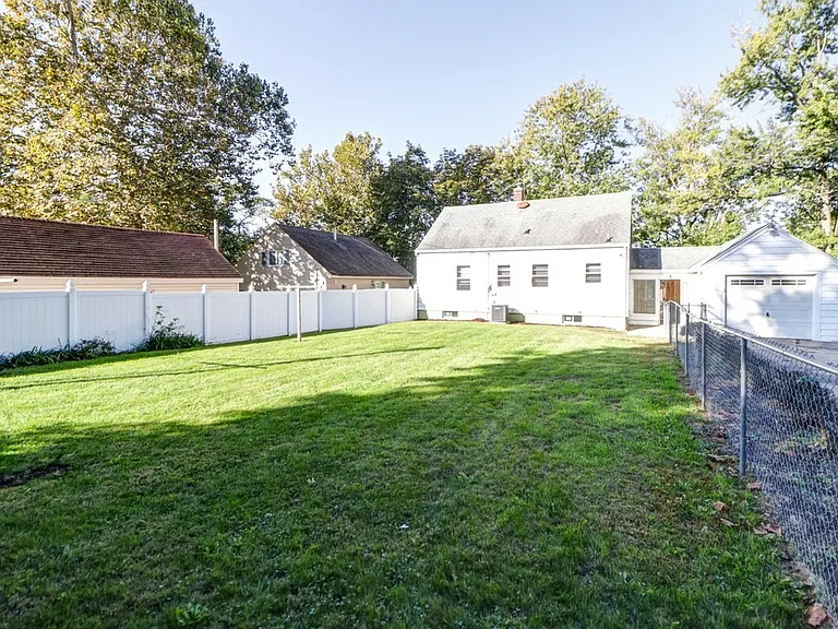 602 S Mattis Ave — Photo 18