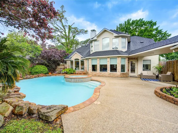 18 Arbor Bend Dr, Houston, TX 77070