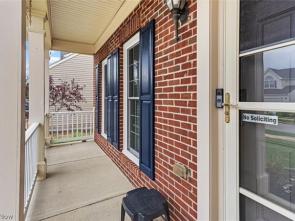 5th image of 137 Colonial Dr