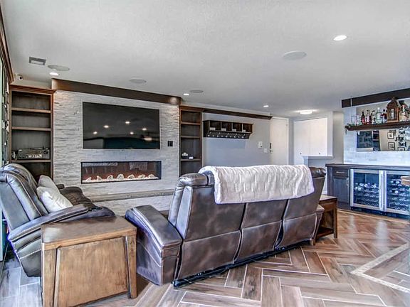 4th image of 2541 E Lakeshore Dr Unit A-61