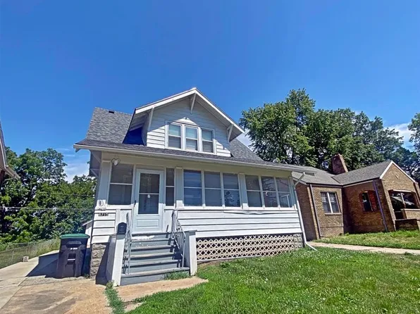 6715 Florence Blvd, Omaha, NE 68112