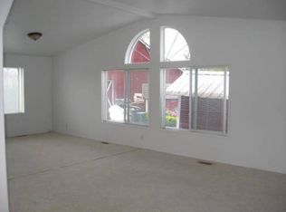 29135 SW Hillecke Rd, Hillsboro, OR 97123