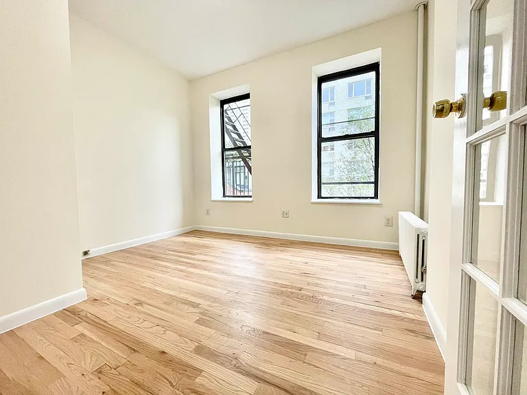 426 E 77th St #3FE — Photo 6