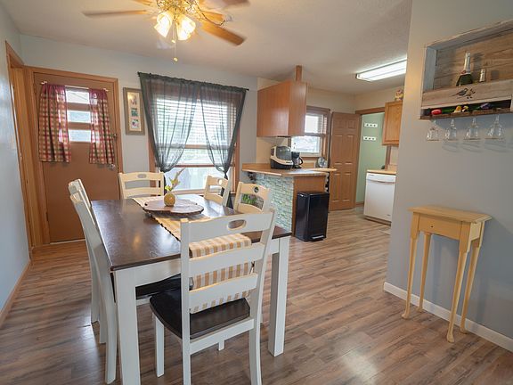4th image of 308 Stewart Dr