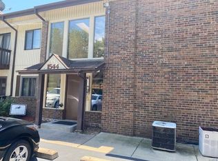 1544 Summer Run Dr UNIT 203, Florissant, MO 63033