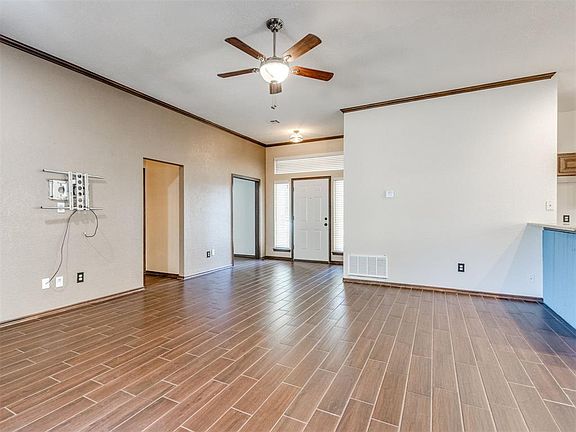 5th image of 4917 Trever Dr