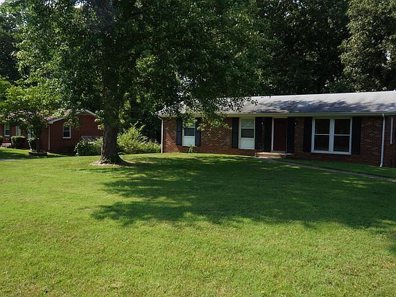 2nd image of 9 Brandywine Dr