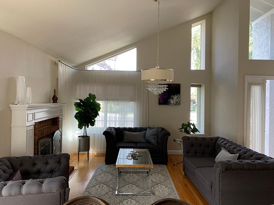 1st image of 1851 Idyllwild Ave