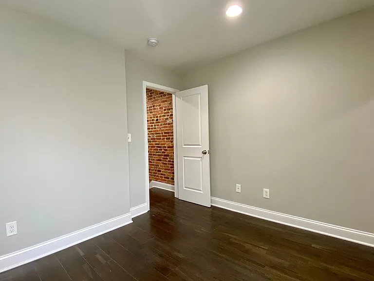 304 S Conkling St — Photo 19