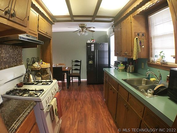 4th image of 2564 S 106th East Ave