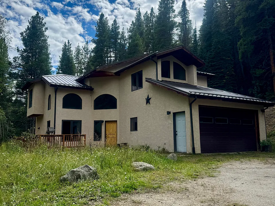 46525 Peak To Peak Hwy
