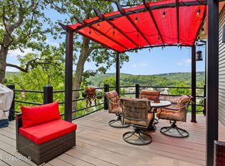 475 Woodland Pt, Linn Creek, MO 65052