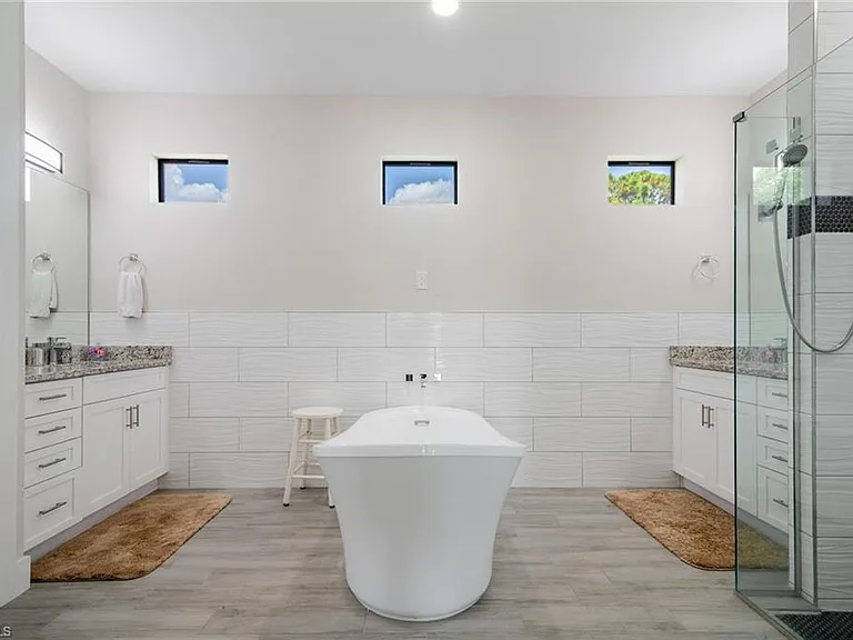 4665 Key Largo Ln — Photo 13