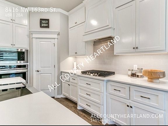 5th image of 8416 NW 163rd St