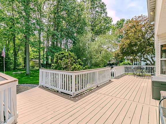 5th image of 1196 Dartmouth Dr