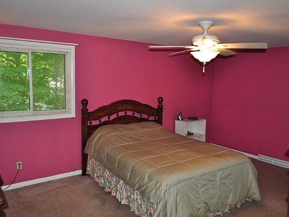 5th image of 2450 Anita Dr