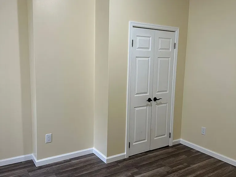 922 Forrester Ave — Photo 5