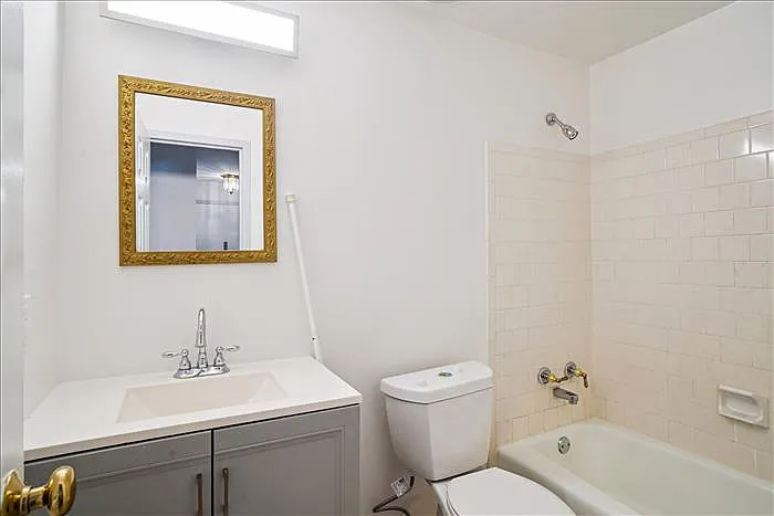 18709 Walkers Choice Rd #5 — Photo 8
