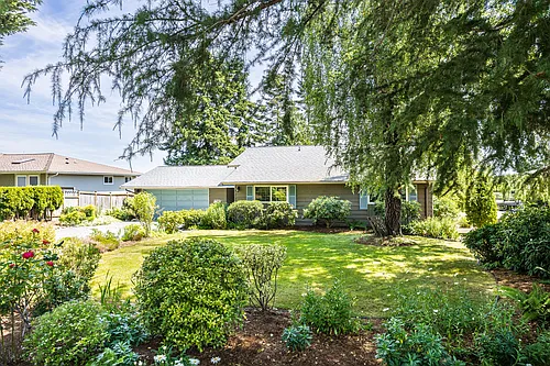 8142 Comox Rd Photo 1 8142 Comox Rd Photo 1