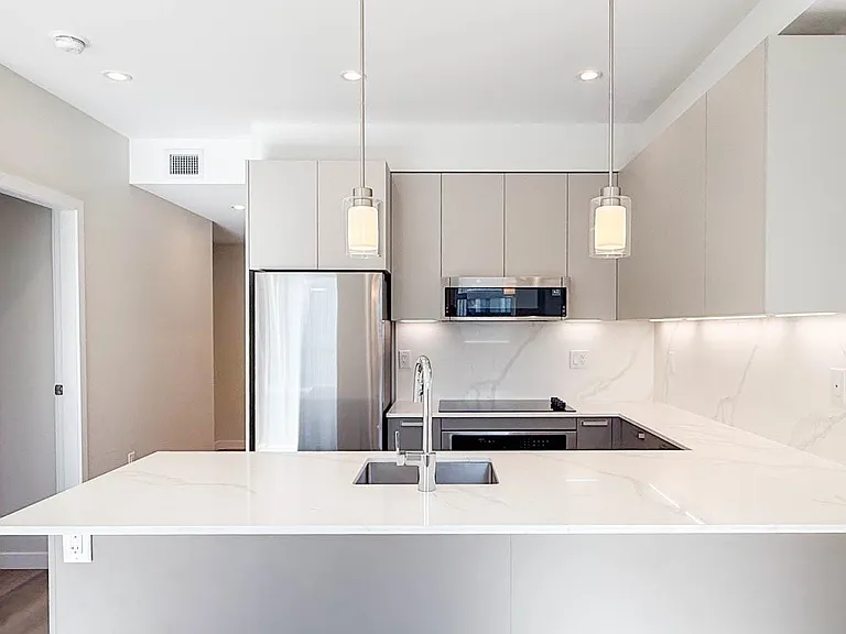 3588 Hull St #400 — Photo 2