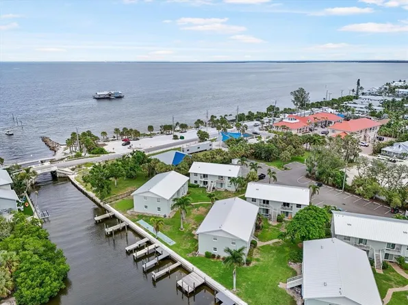 522 Pine Ave APT 1A, Anna Maria, FL 34216